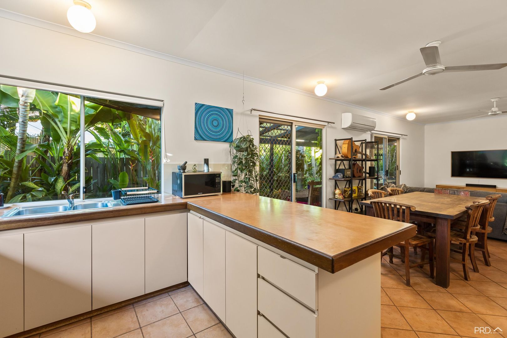 10b Hawkes Place, Cable Beach WA 6726, Image 1