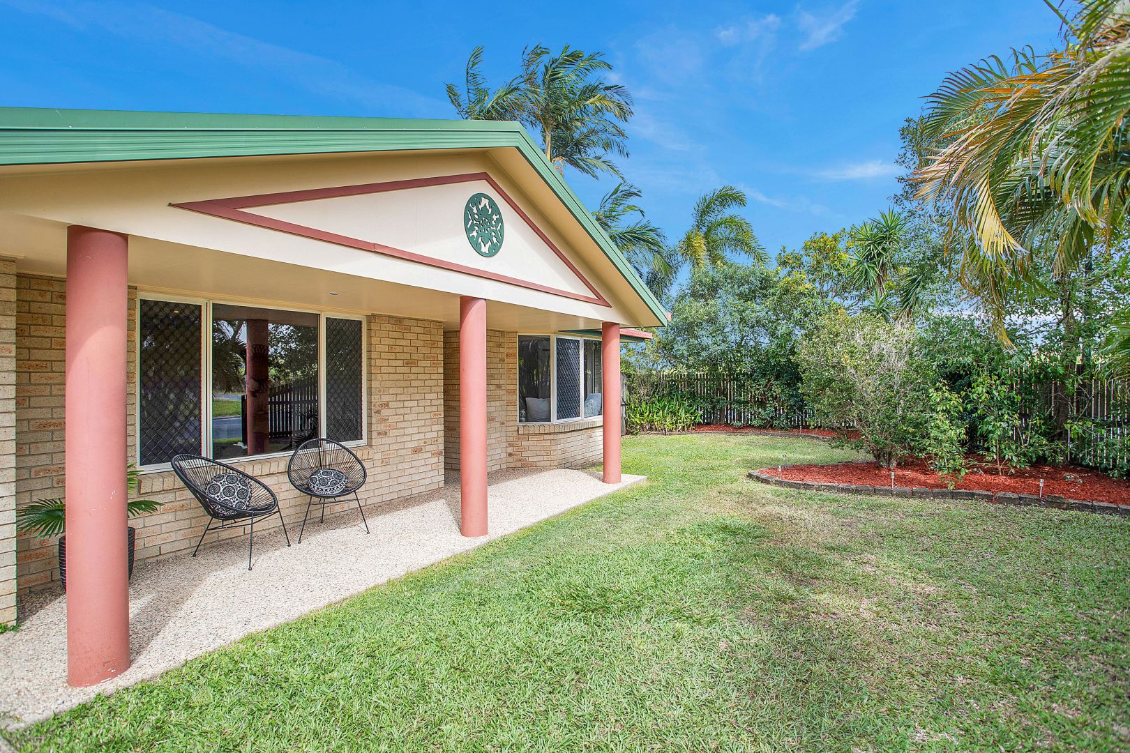 2 Cinnamon Drive, Glenella QLD 4740