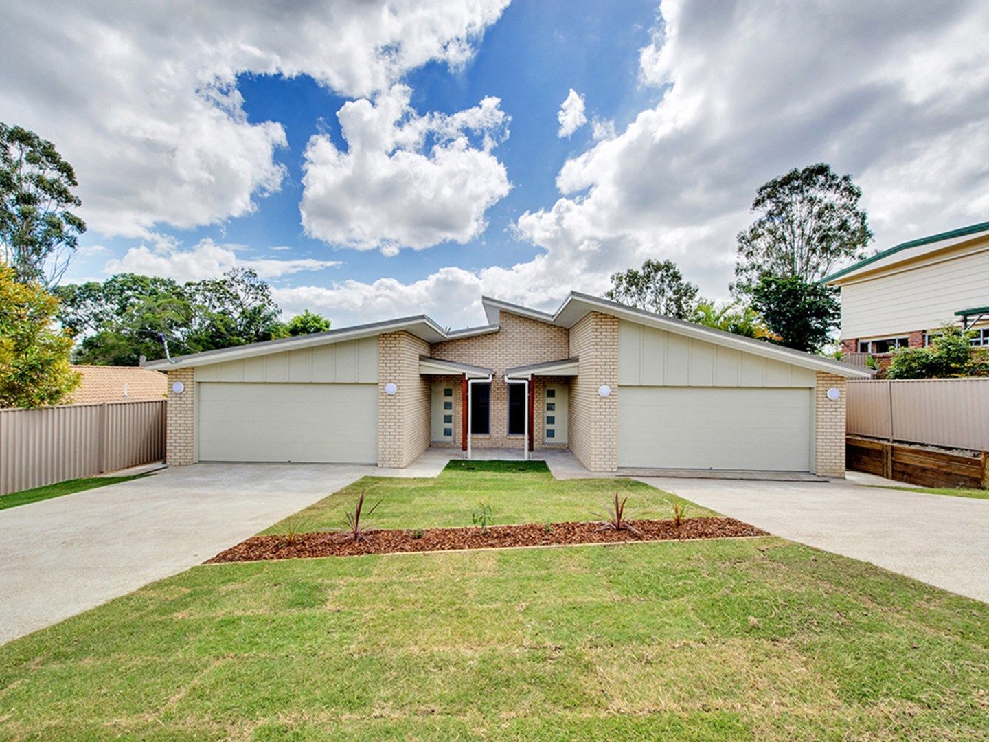 3 bedrooms Semi-Detached in 1/5 Kanangra Street REDBANK PLAINS QLD, 4301