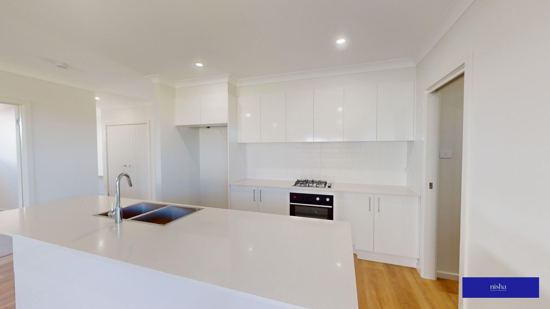 4 bedrooms House in 30 Birima Boulevarde CRANGAN BAY NSW, 2259