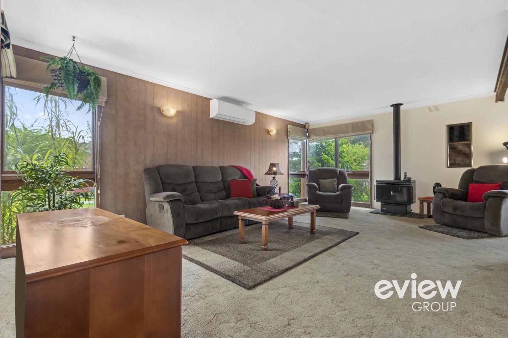 39 Mulhall Drive, St Albans VIC 3021, Image 2