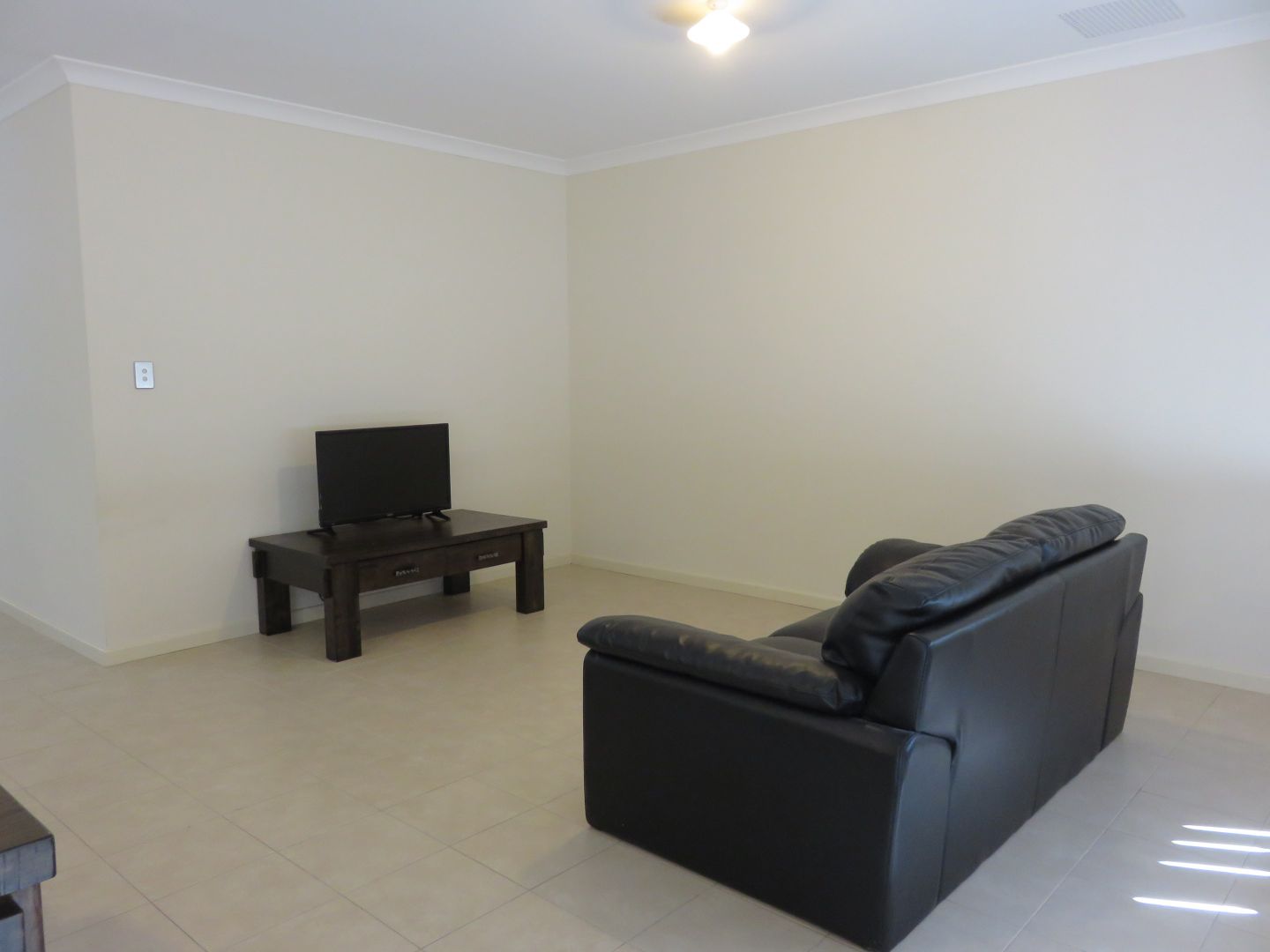 2/37 LORD ST, Bentley WA 6102, Image 2