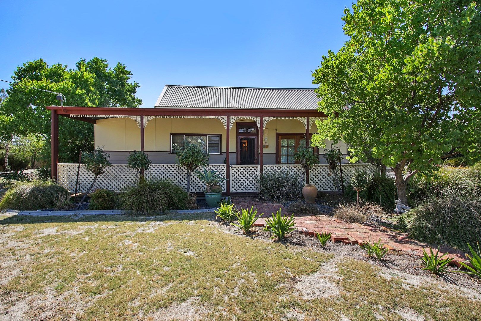 41 Albert Road, Chiltern VIC 3683, Image 0