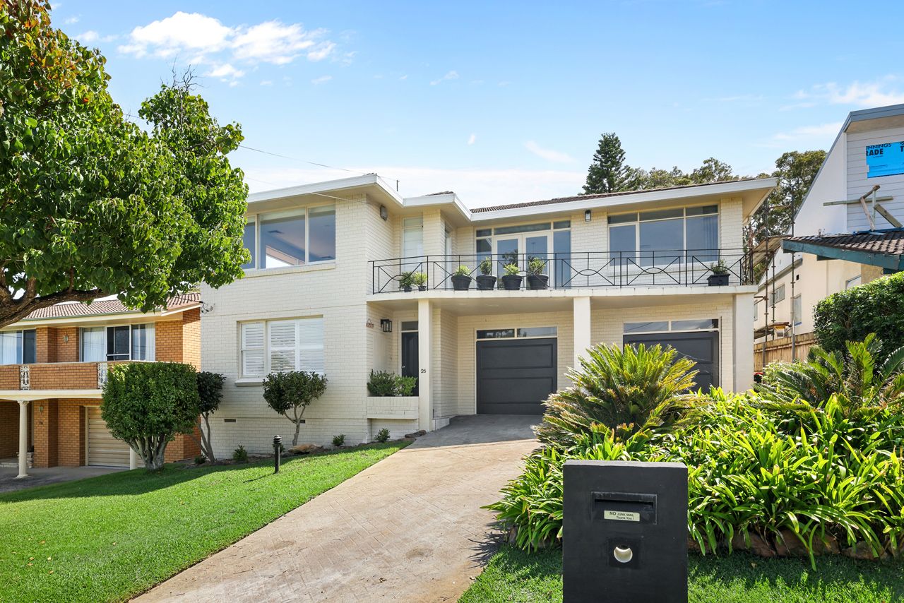 5 bedrooms House in 26 Hilma Street COLLAROY PLATEAU NSW, 2097