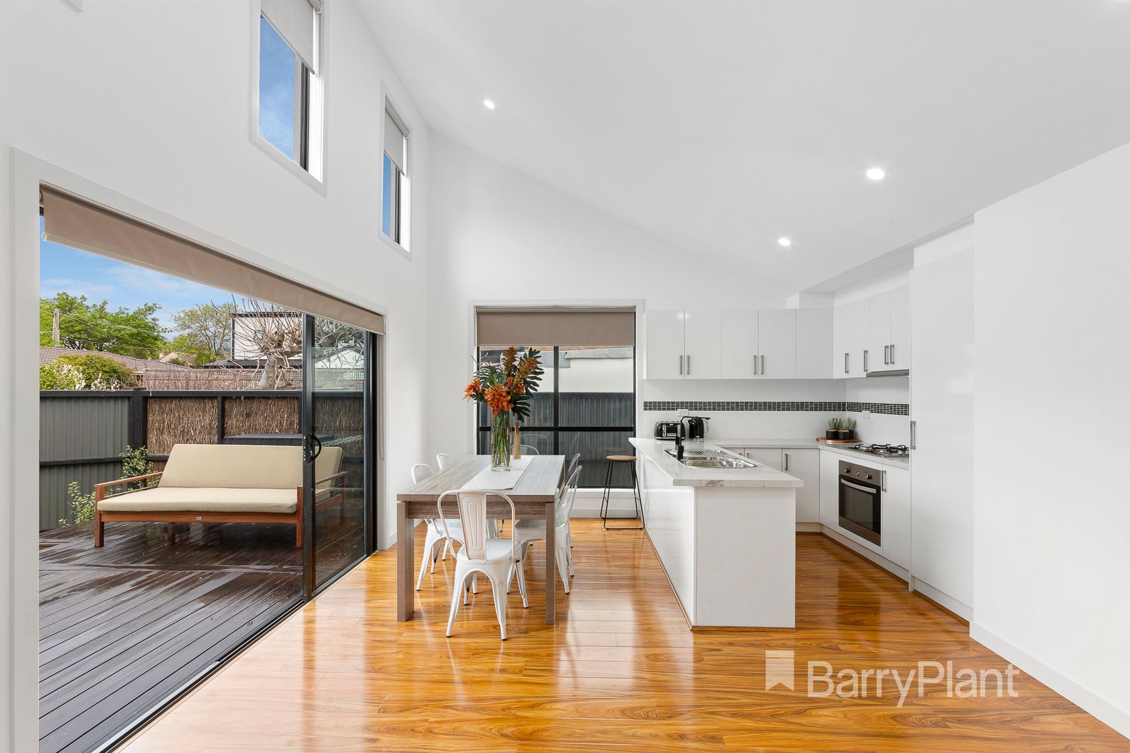 1/12 Catherine Parade, Frankston VIC 3199, Image 1