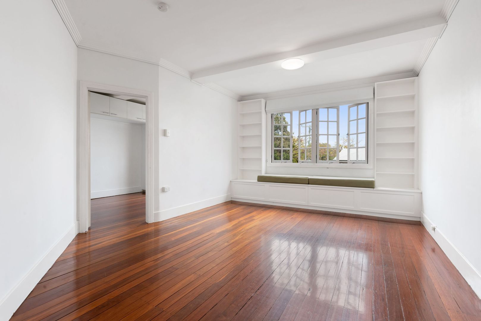 11/109 Musgrave Road, Red Hill Property History & Address Research