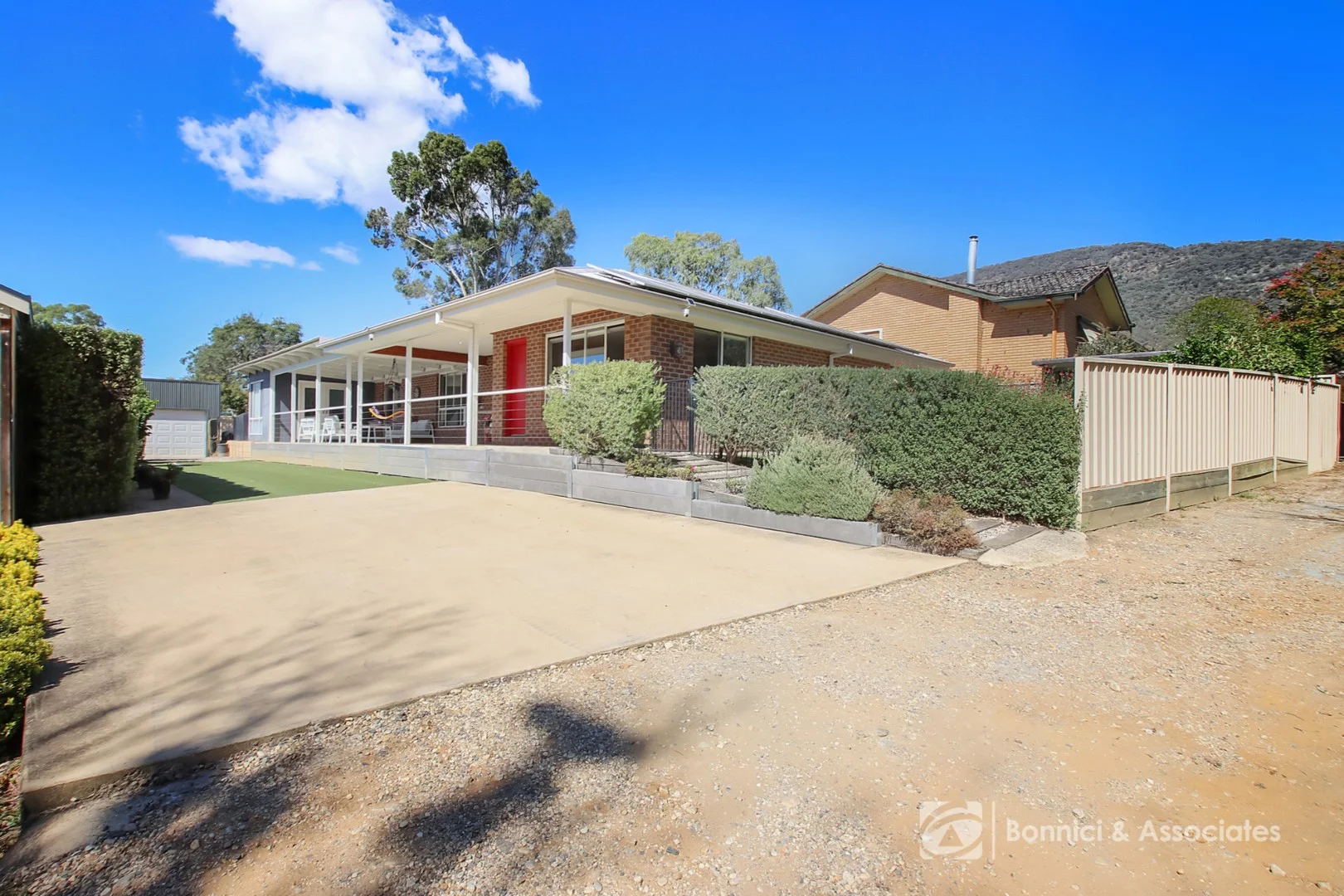 20 Kiewa East Road, Kiewa VIC 3691