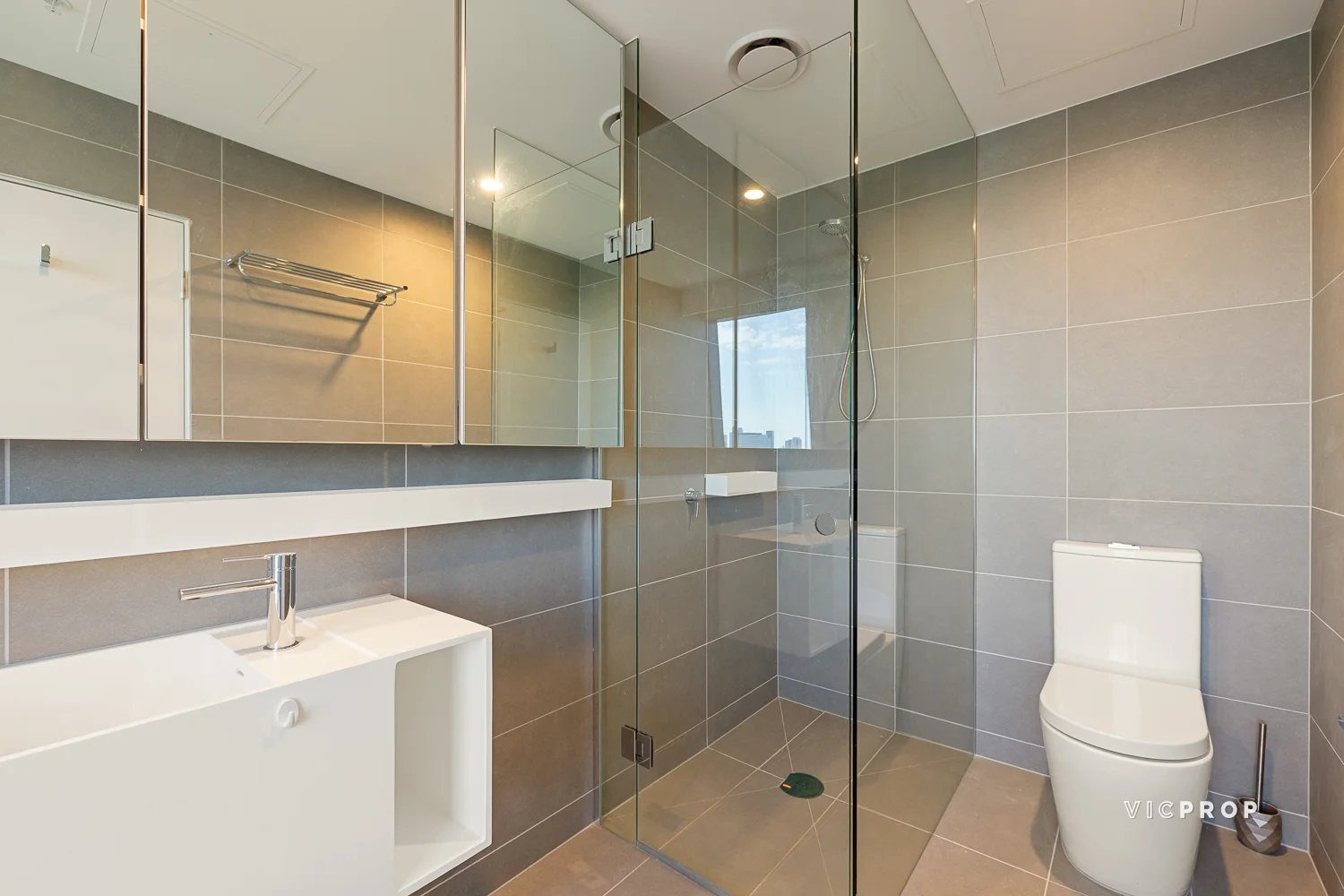 Additional image 8 of 3407/8 Pearl River Road, Docklands VIC 3008