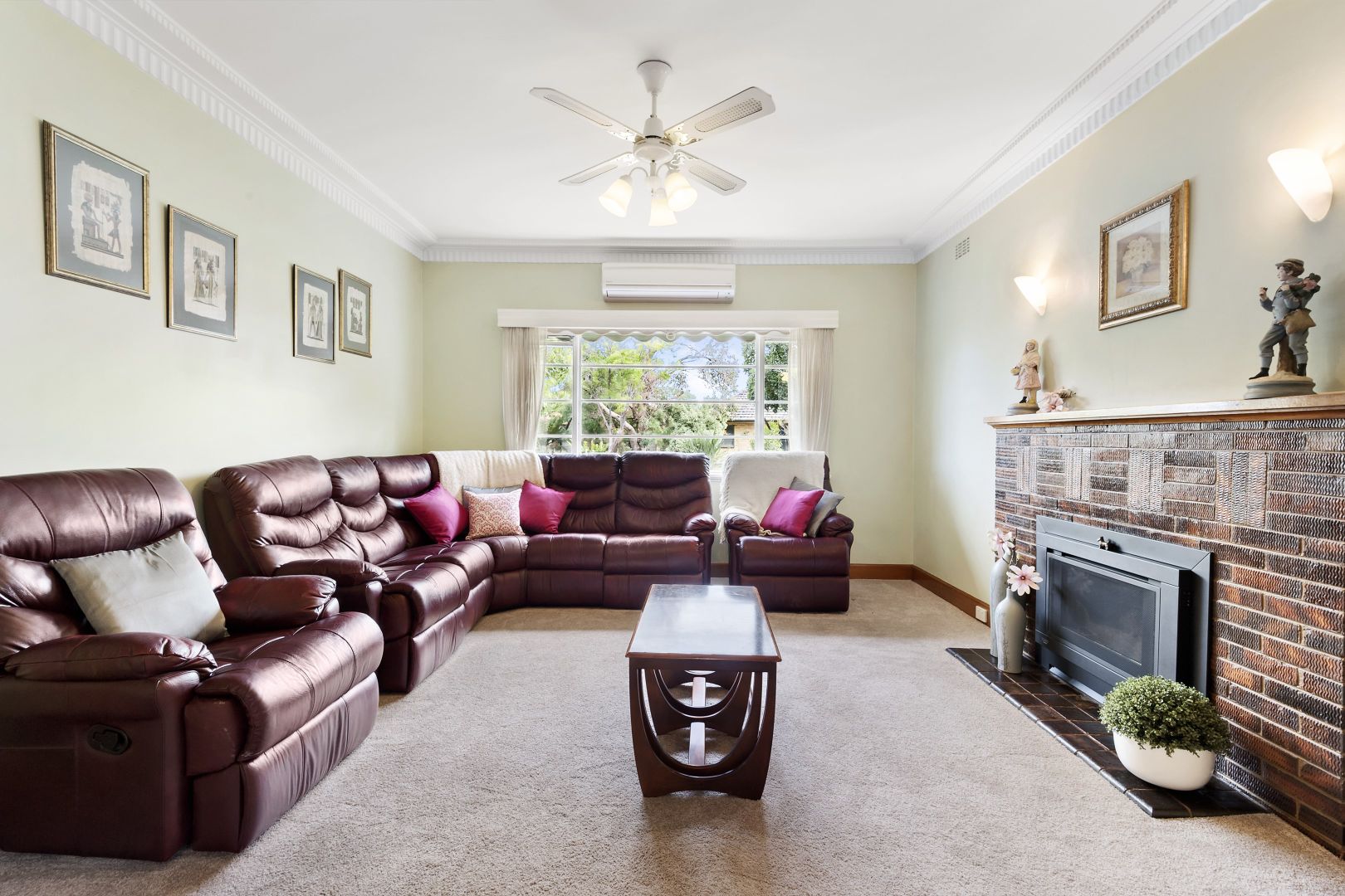 6 Young Street, Oakleigh VIC 3166, Image 1