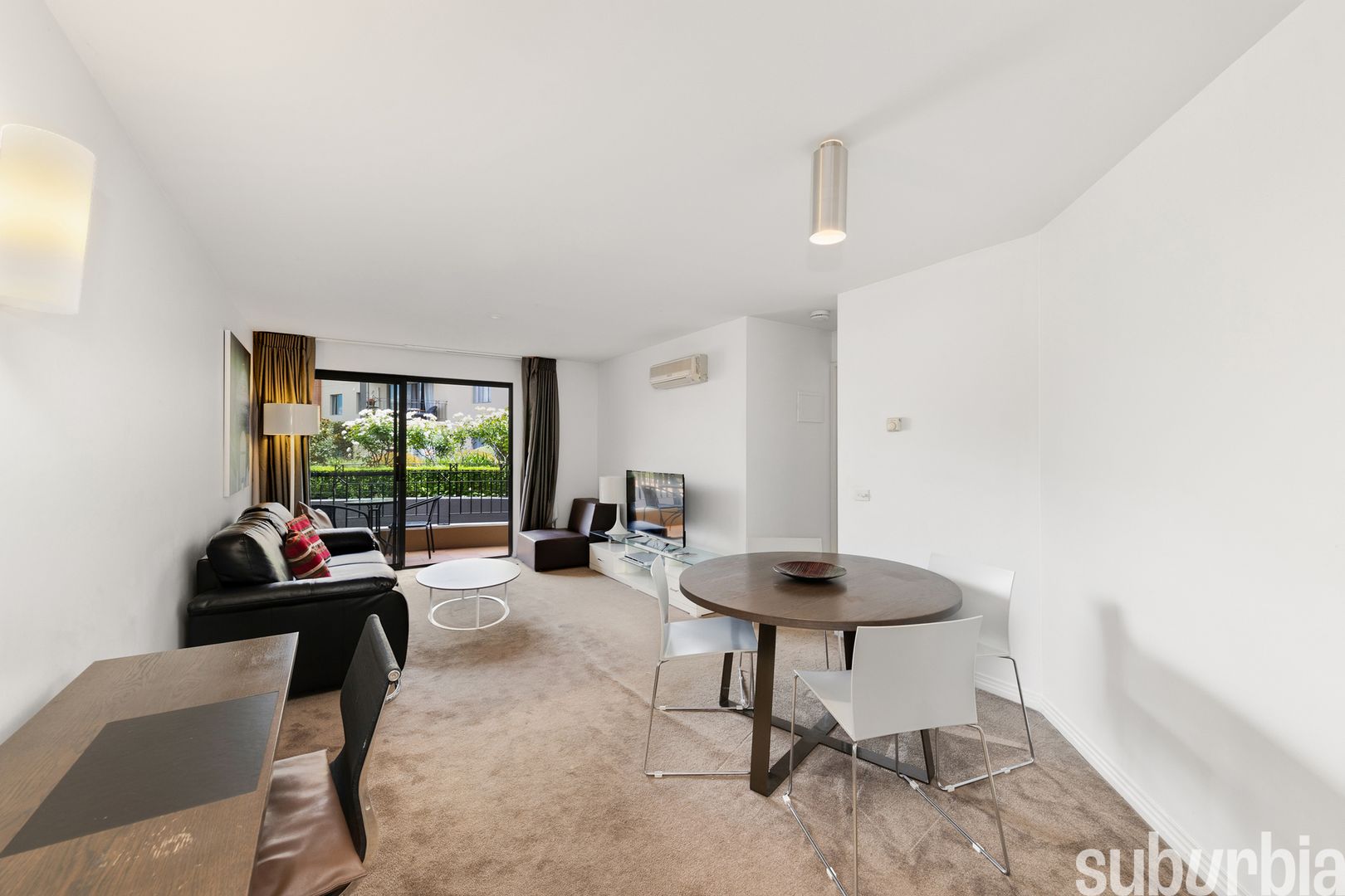 145/15 Tench Street, Kingston ACT 2604, Image 2