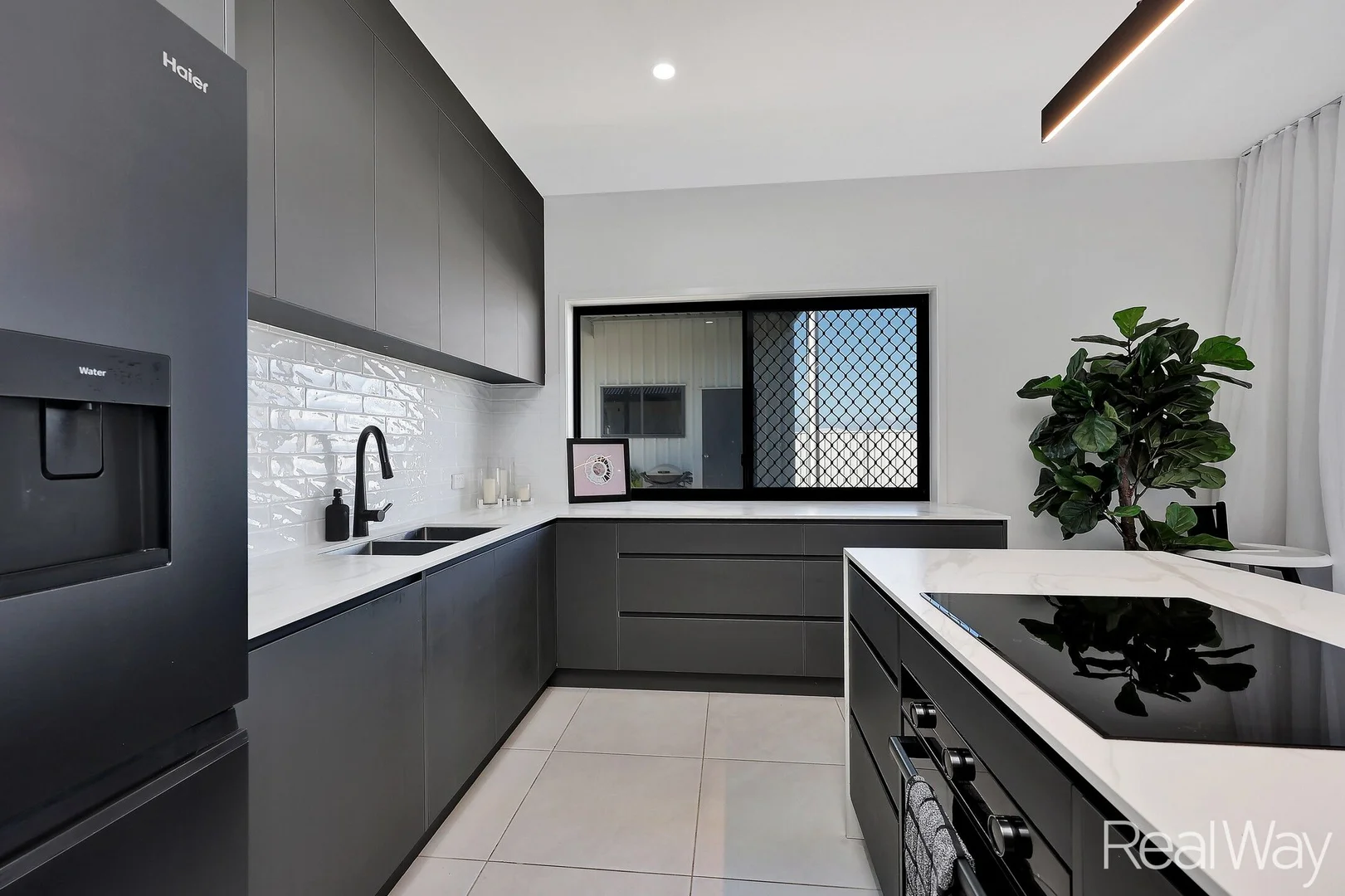 Additional image 17 of 1 Stapelton Avenue, Innes Park QLD 4670