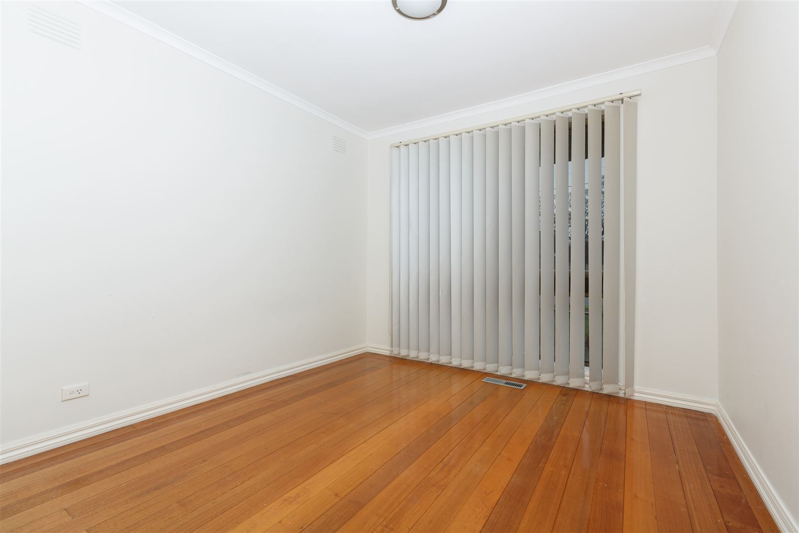 1/14 McLennan Street, Eumemmerring VIC 3177, Image 2