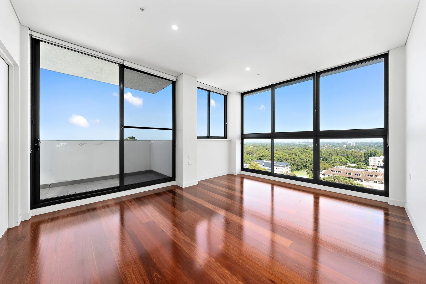 Additional image 5 of Level 9, 902/2 Oliver Road, Chatswood NSW 2067