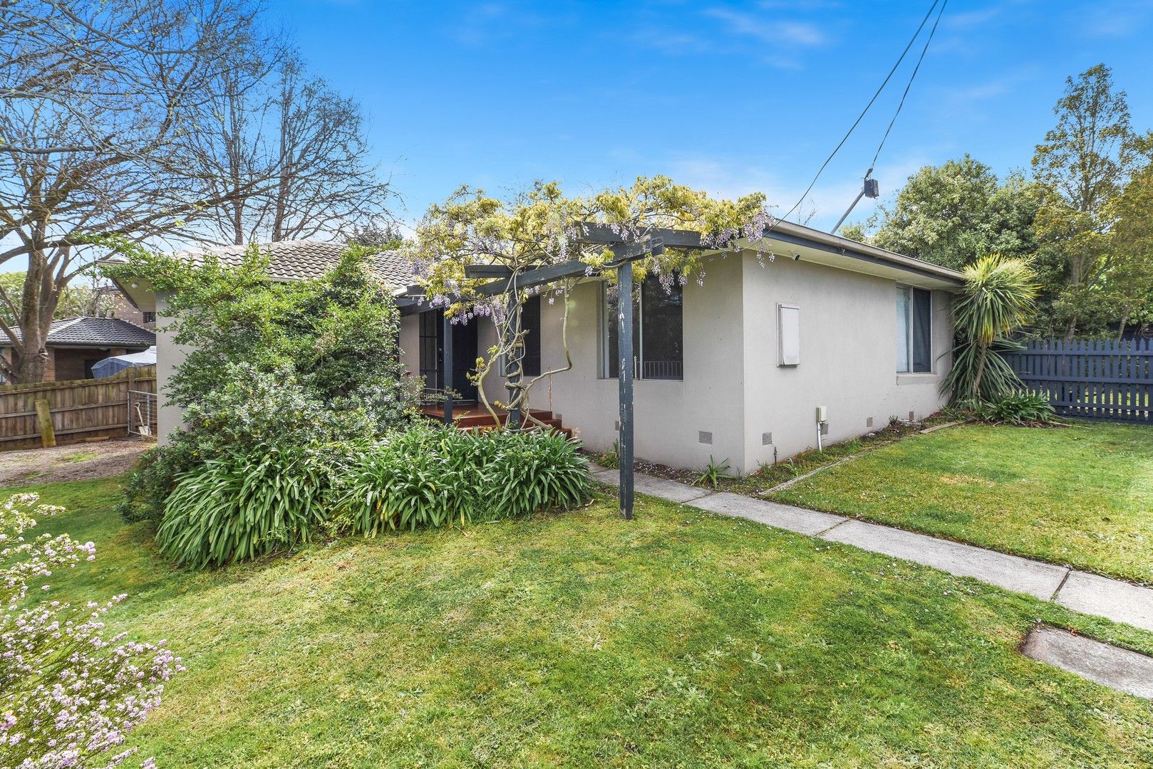 3 bedrooms House in 5 Troon Place FRANKSTON VIC, 3199