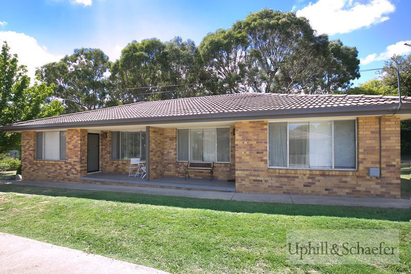 DUPLEX Kuranda Avenue, Armidale NSW 2350, Image 2