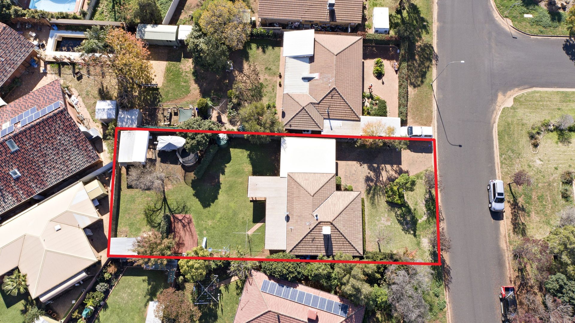 19 Edinburgh Avenue, Dubbo NSW 2830, Image 2