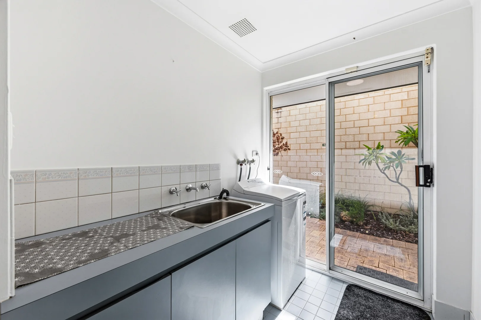 Additional image 29 of 141 Fern Road, Wilson WA 6107