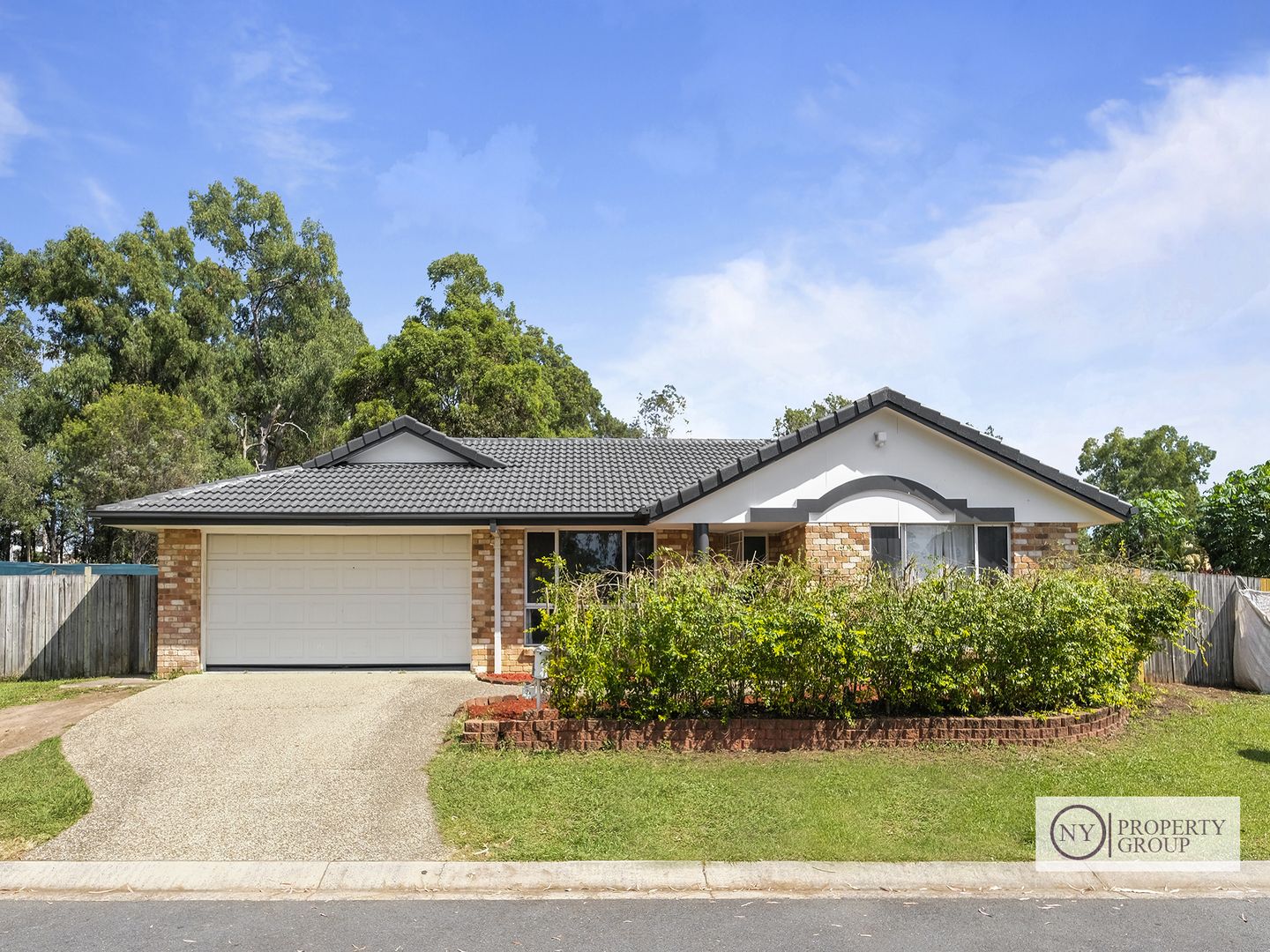 21 Goldeneye Place, Forest Lake QLD 4078, Image 1