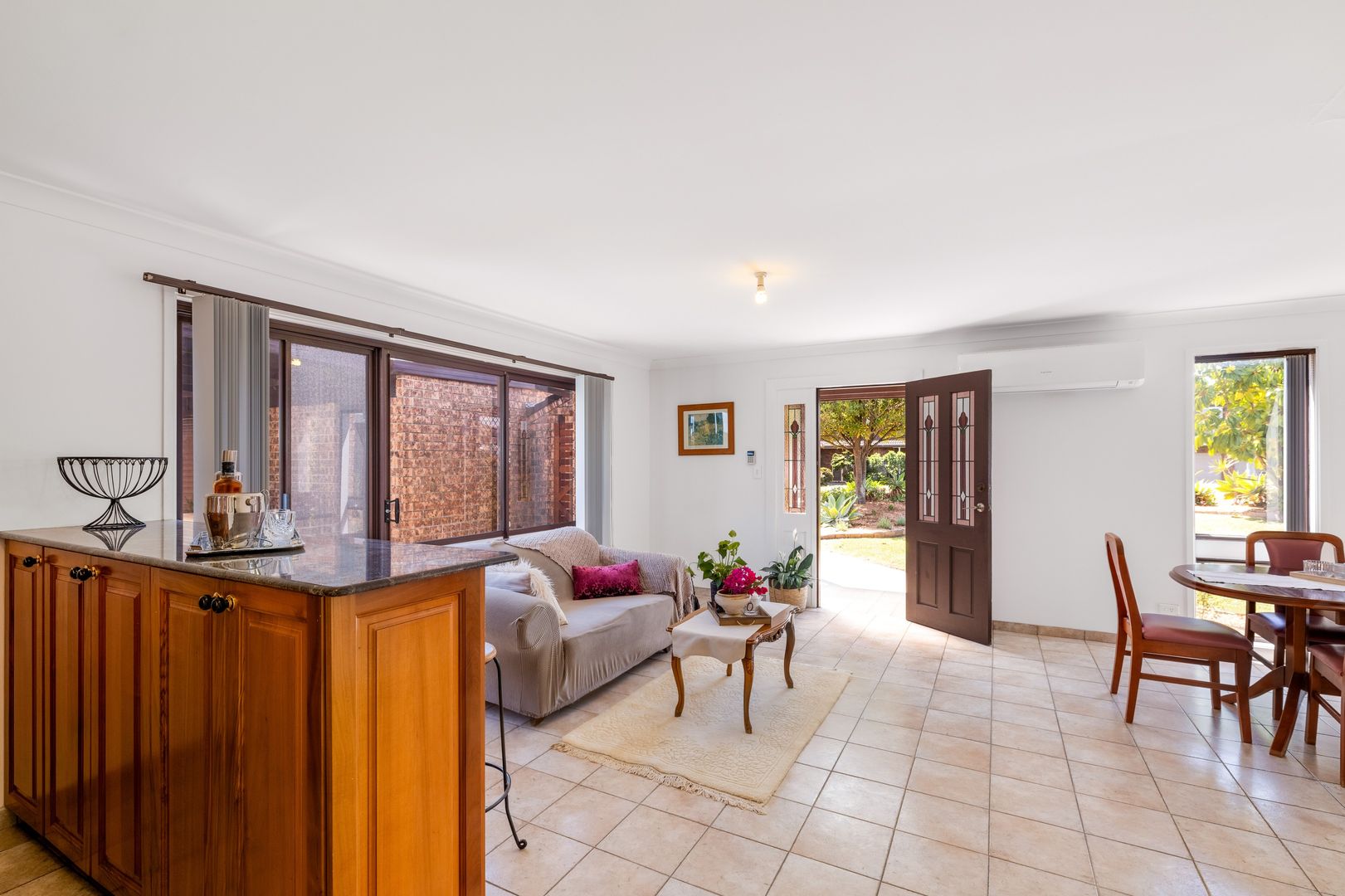 21 Blaxland Drive, Illawong NSW 2234, Image 1