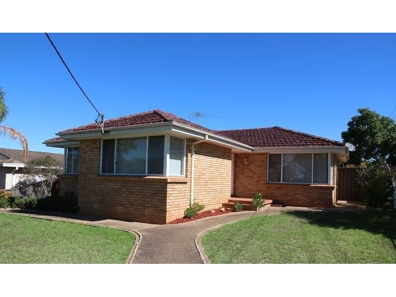 17 Valley Road, Campbelltown NSW 2560, Image 0