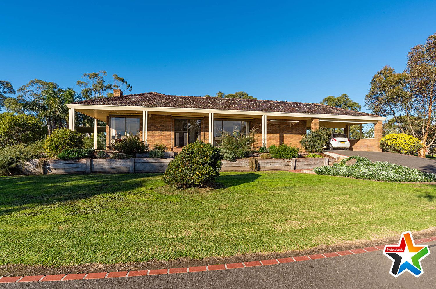 10 Macintyre Lane, Yering Property History & Address Research Domain