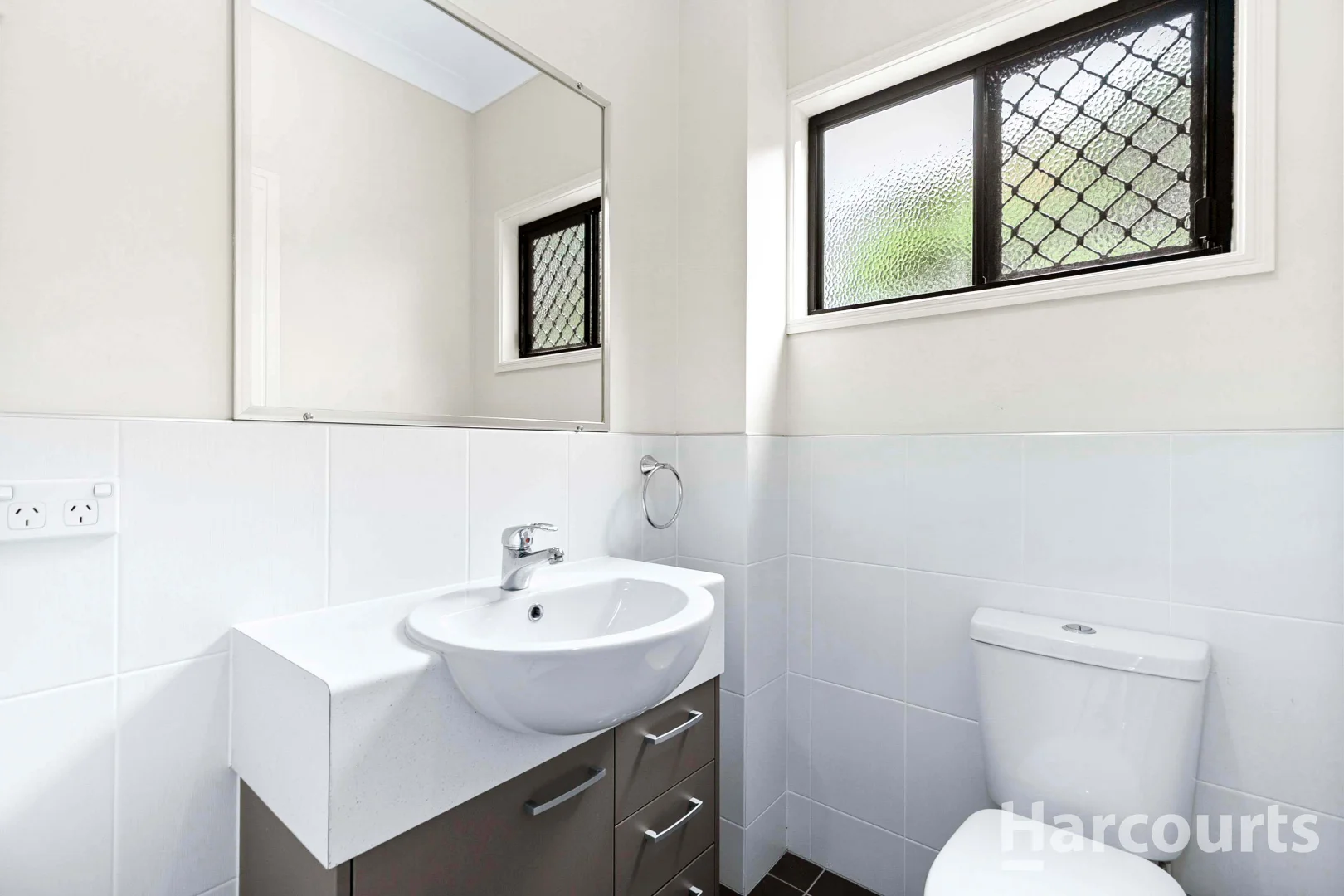 Additional image 16 of 11/29 Tavistock Street, Torquay QLD 4655