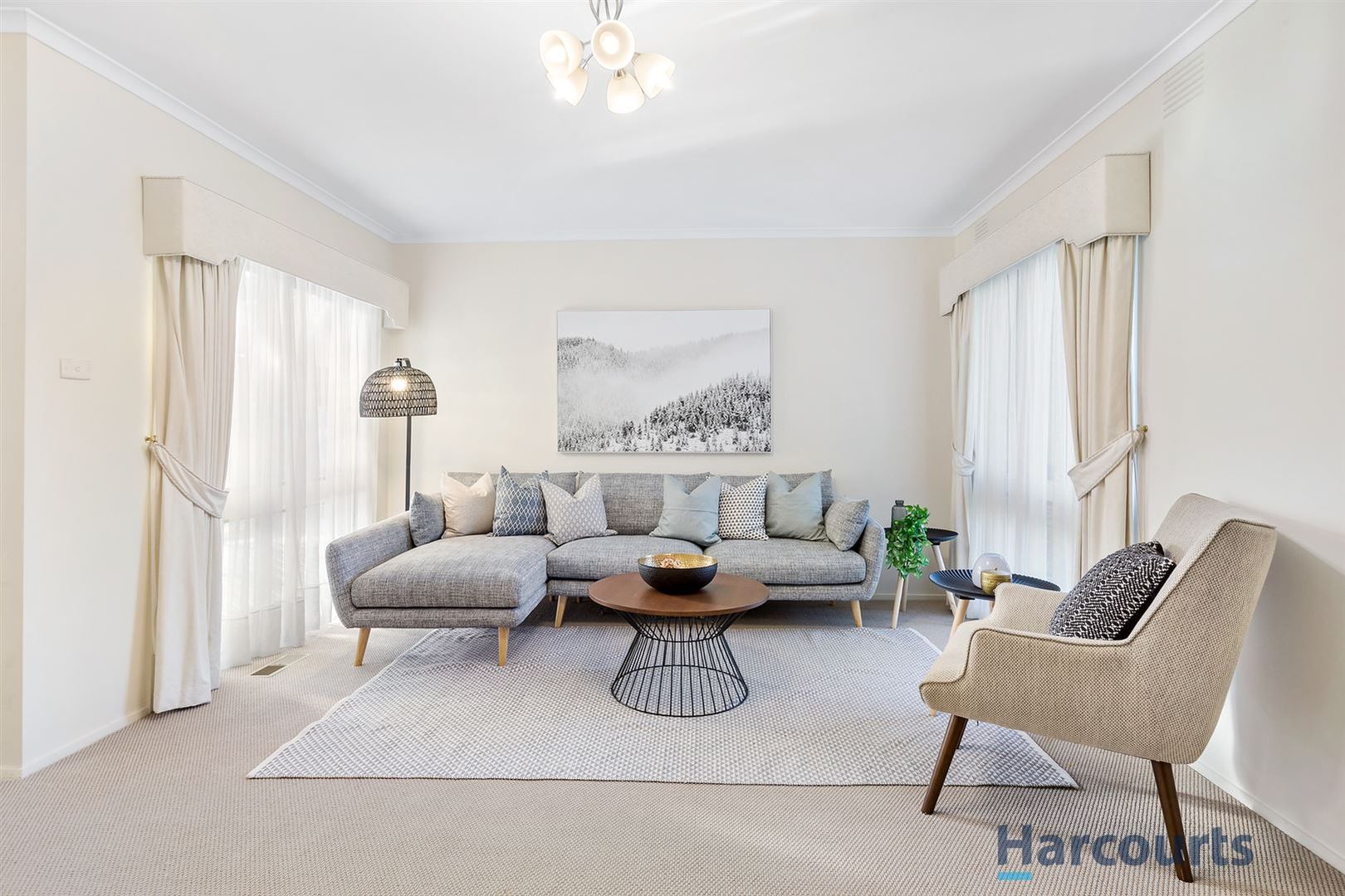 37 Mannering Drive, Glen Waverley VIC 3150, Image 1