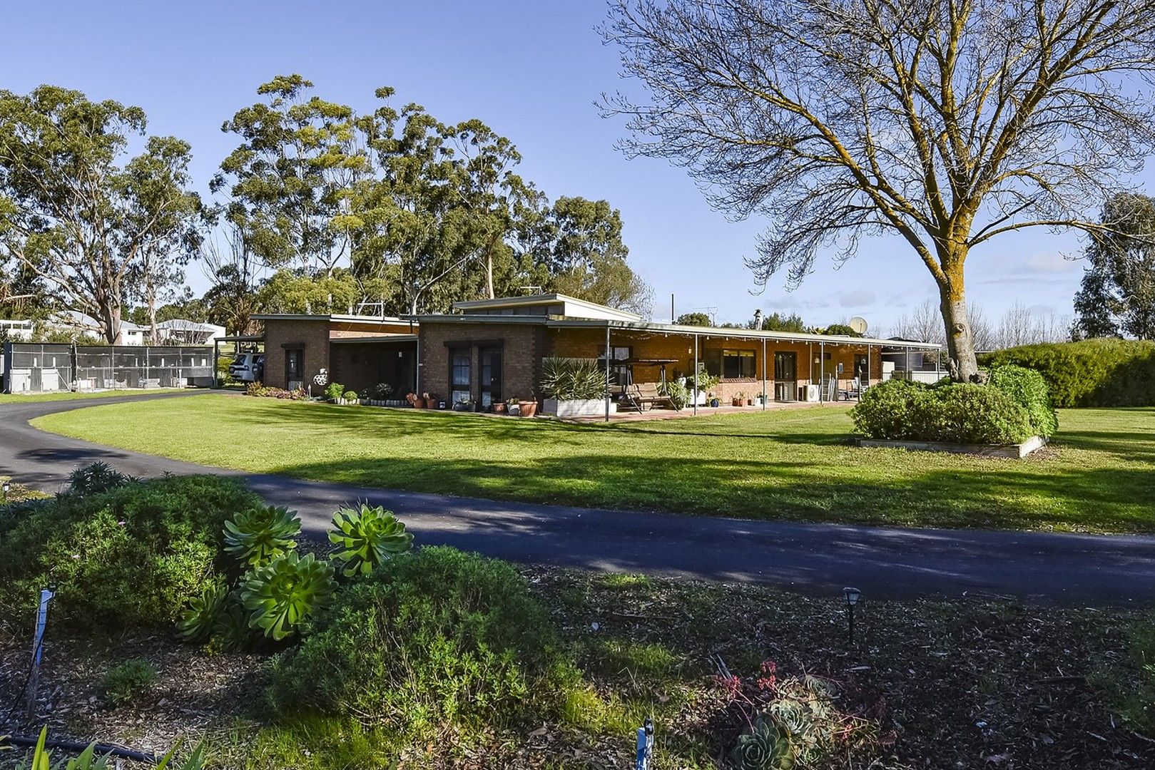 5 bedrooms House in 83 Blackwell Road NARACOORTE SA, 5271