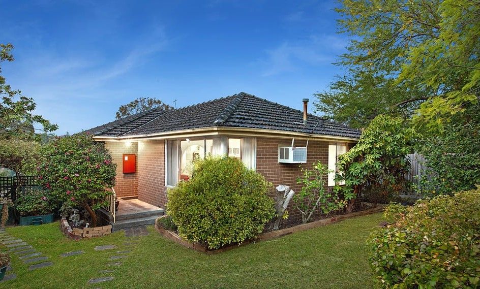 4 bedrooms House in 27 Morinda Street RINGWOOD EAST VIC, 3135