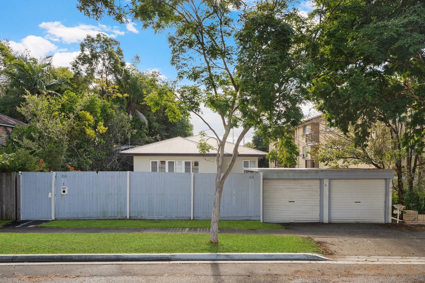 3 bedrooms House in 1/18 Wongara Street CLAYFIELD QLD, 4011