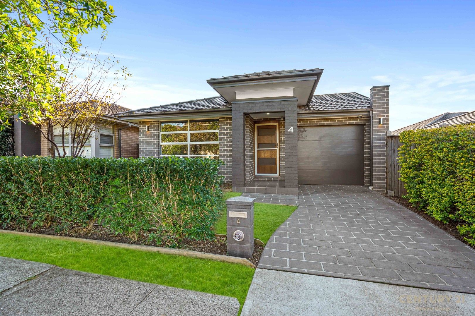 4 Gibson Street, Oran Park NSW 2570 - House For Rent | Domain