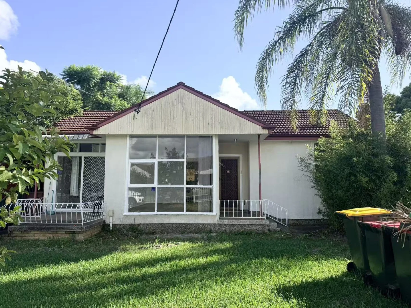 20 English St, Glenfield NSW 2167