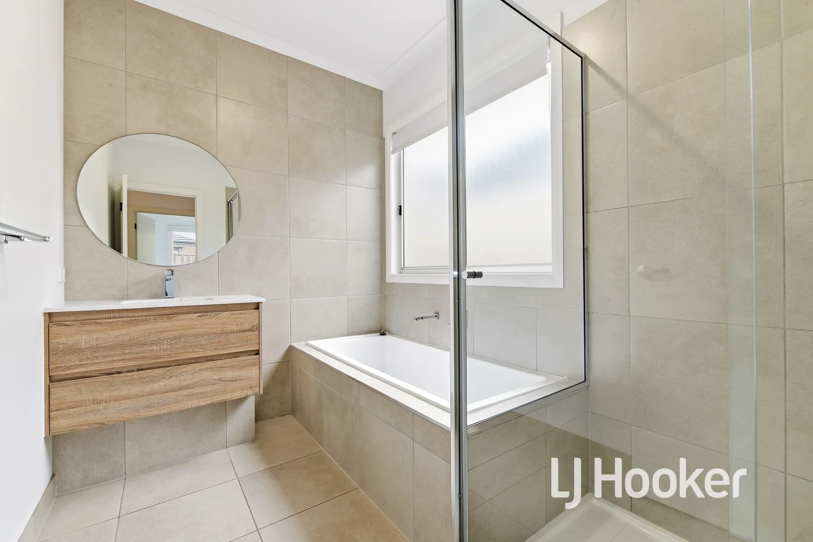 Additional image 12 of 10 Diplomat Crescent, Cranbourne South VIC 3977