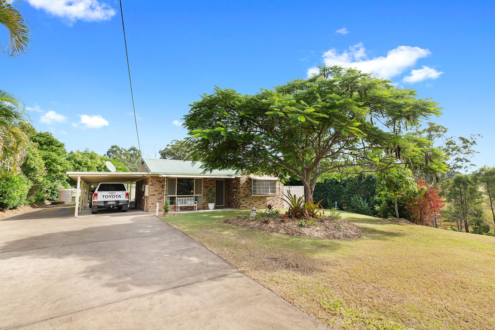 98 Anne Marie Road, Chatsworth QLD 4570, Image 2