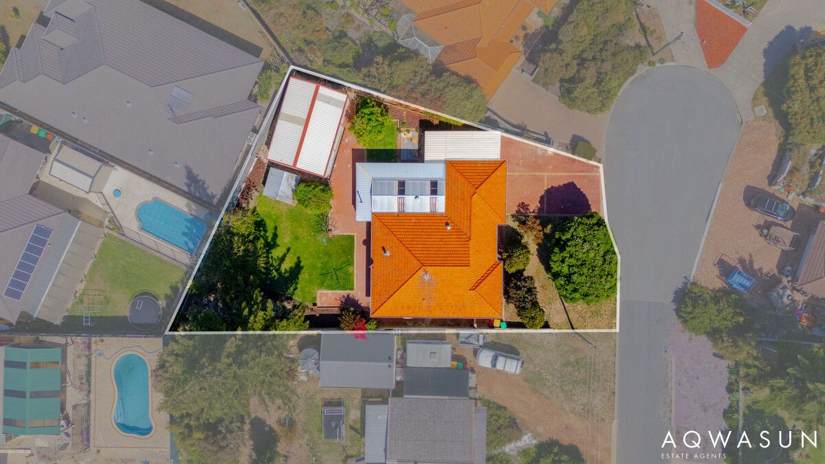3 bedrooms House in 11 Tarwhine Place GOLDEN BAY WA, 6174
