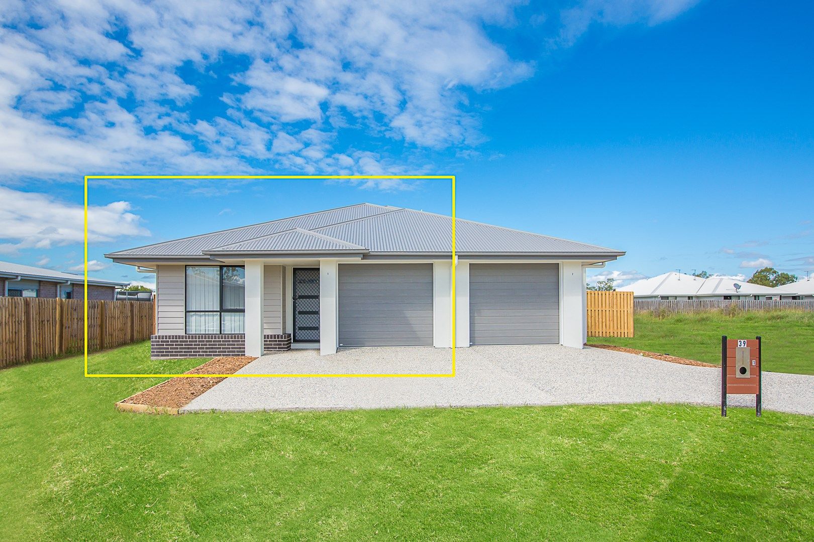 3 bedrooms House in 1/39 Azure Street ROSEWOOD QLD, 4340