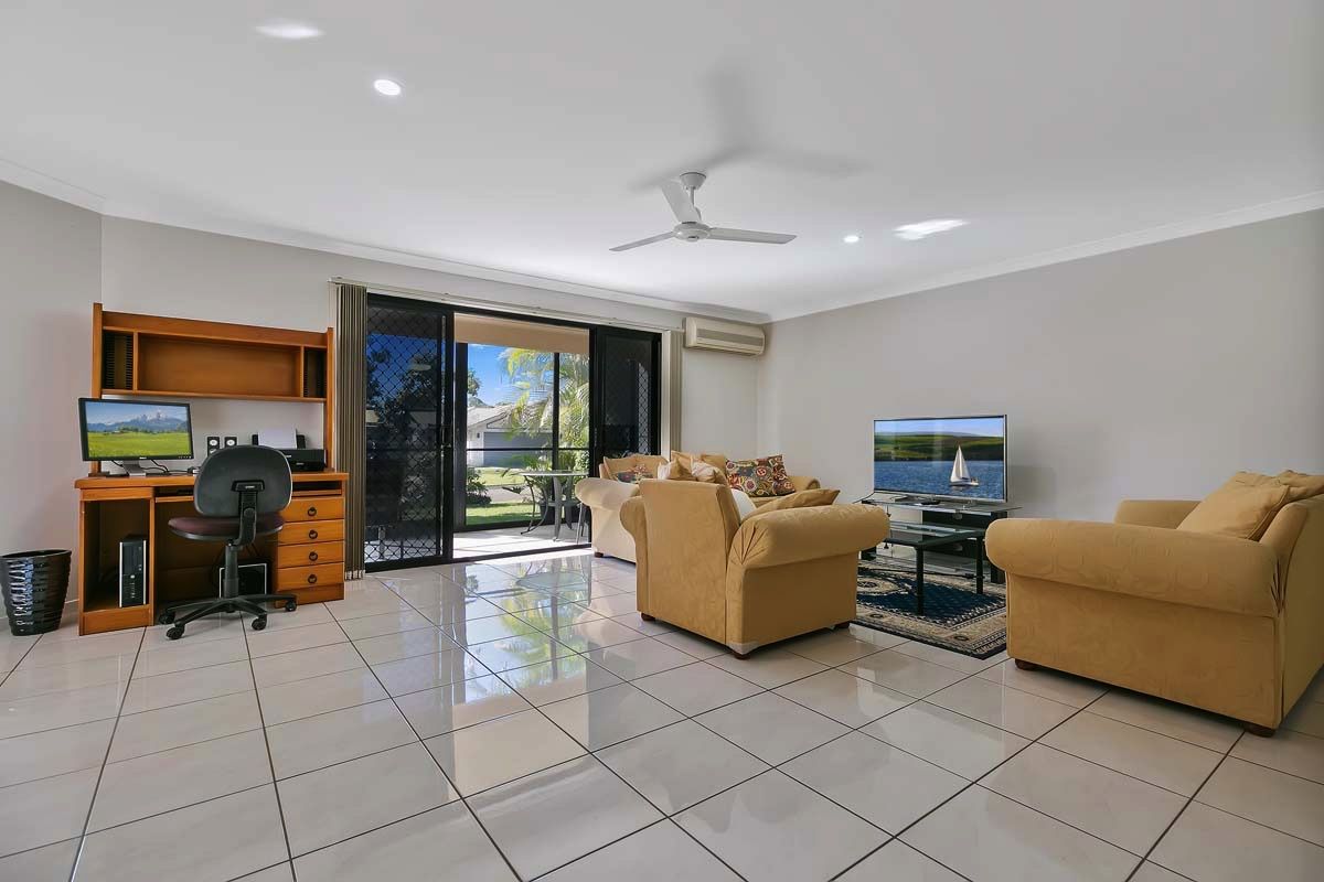 2/1 Feathertail Street, Bli Bli QLD 4560, Image 2