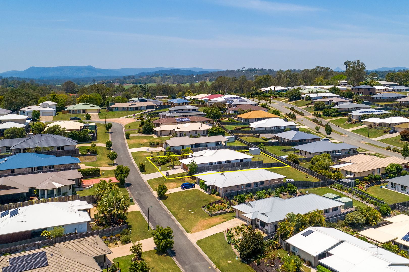 8 Directors Circuit, Jones Hill QLD 4570, Image 2