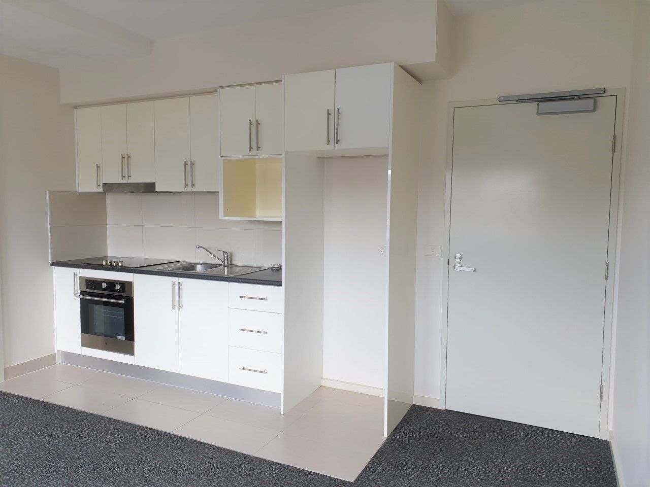 1 bedrooms Apartment / Unit / Flat in 402/6 Hope Street BRUNSWICK VIC, 3056