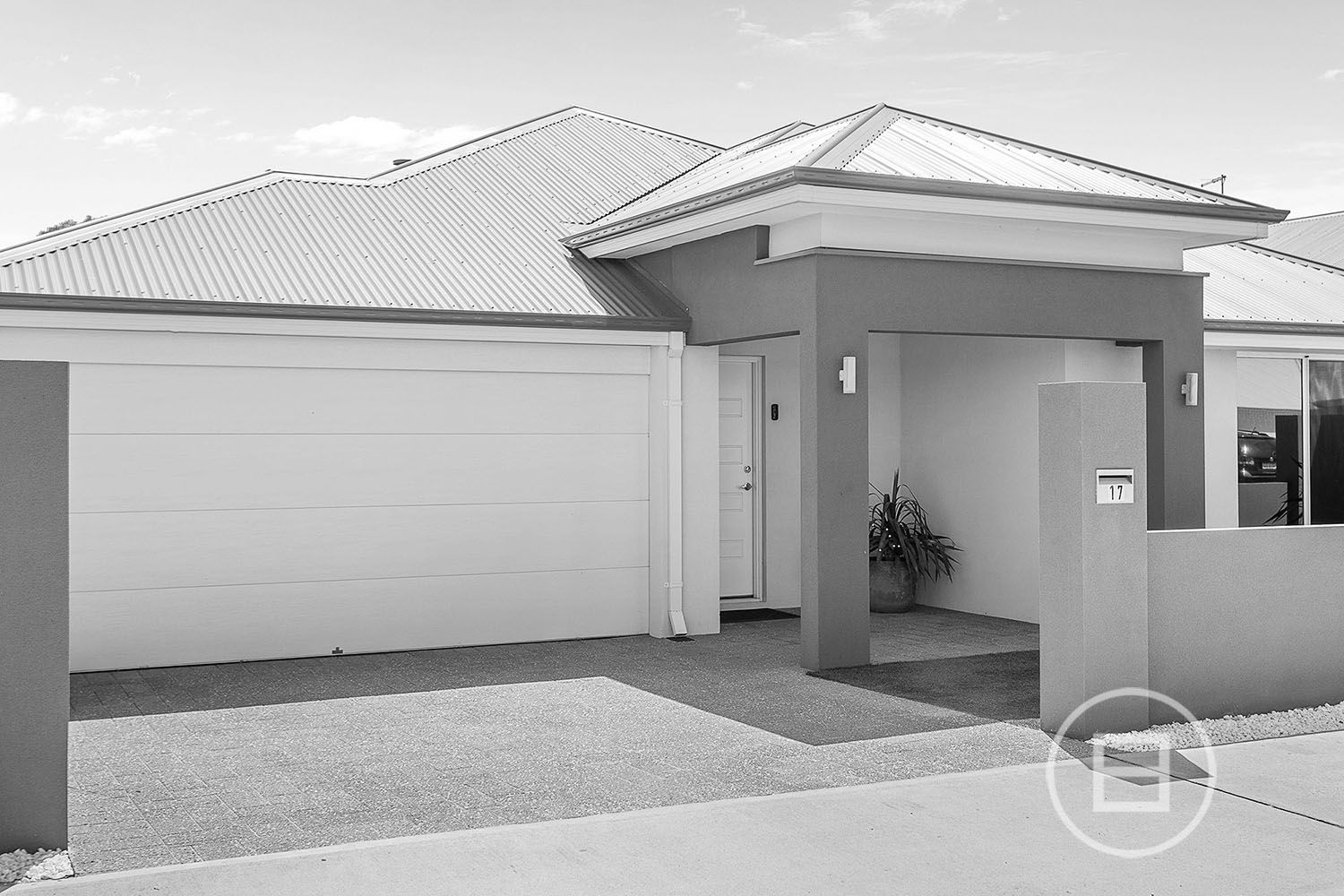 17 Goldfinch Drive, Erskine WA 6210, Image 0