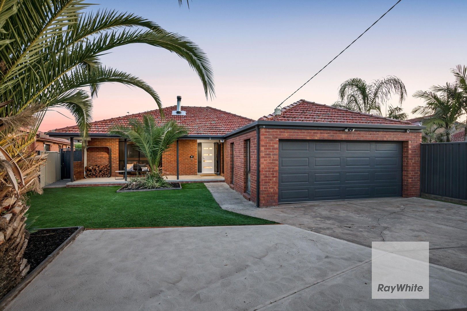 4 bedrooms House in 3 Hesket Court GREENVALE VIC, 3059