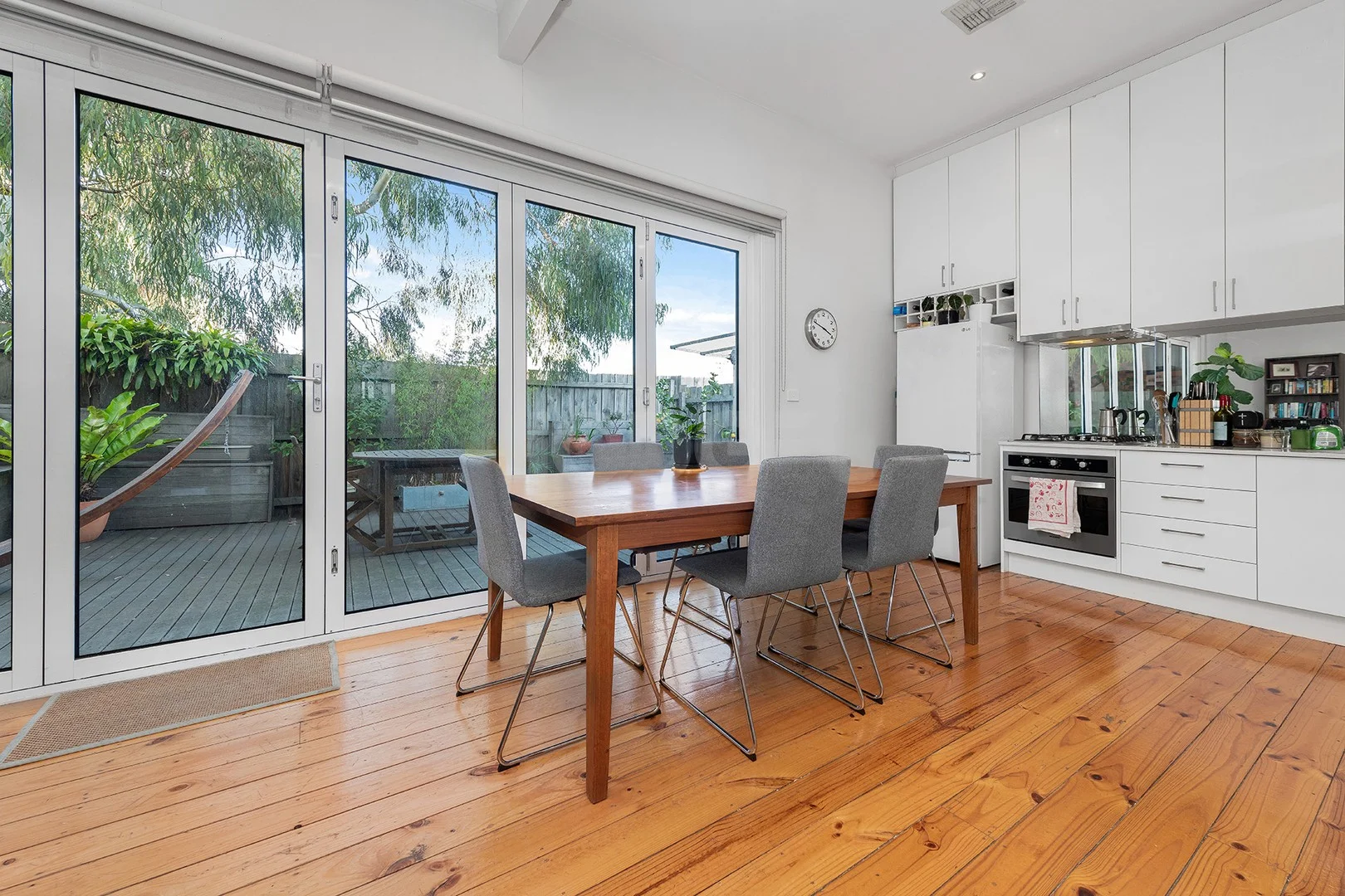 Primary image of 1/17 James Street, Seddon VIC 3011