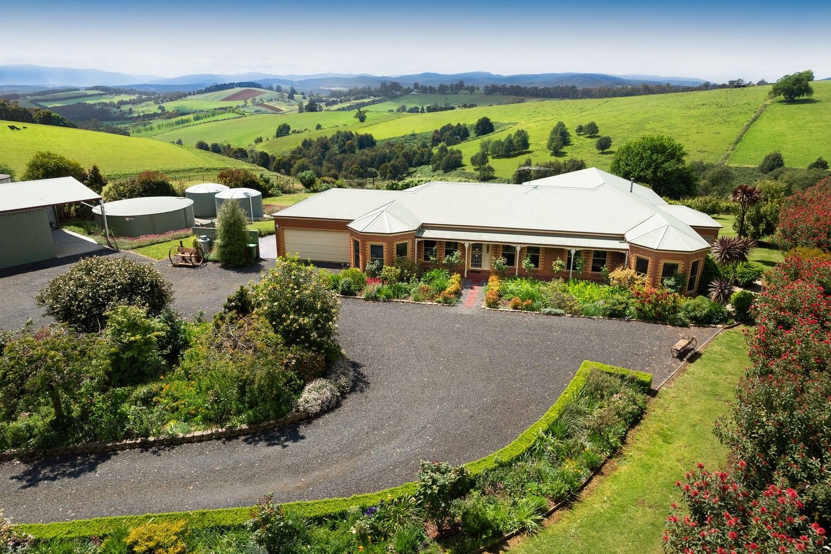 265 Mountain Road, Gembrook VIC 3783, Image 0