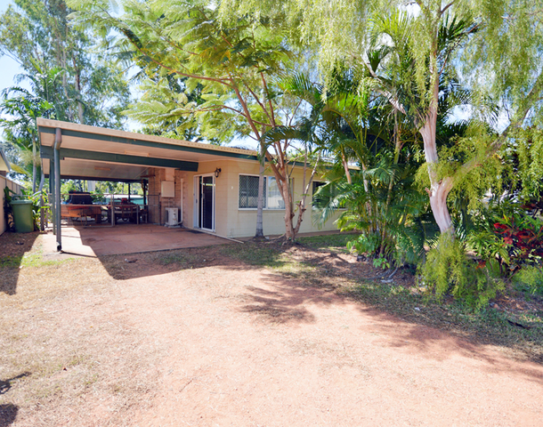 2 Annandi Avenue, Rocky Point QLD 4874