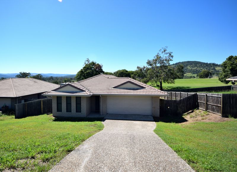 19 Ramsey Court, Lowood QLD 4311, Image 0