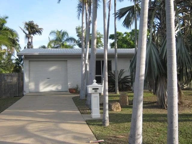 11 Joshua Crescent, Bushland Beach QLD 4818