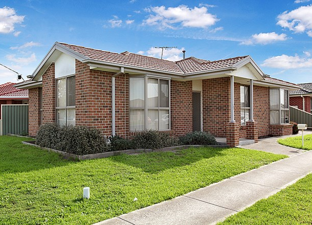 1/2 Roser Drive, Altona Meadows VIC 3028