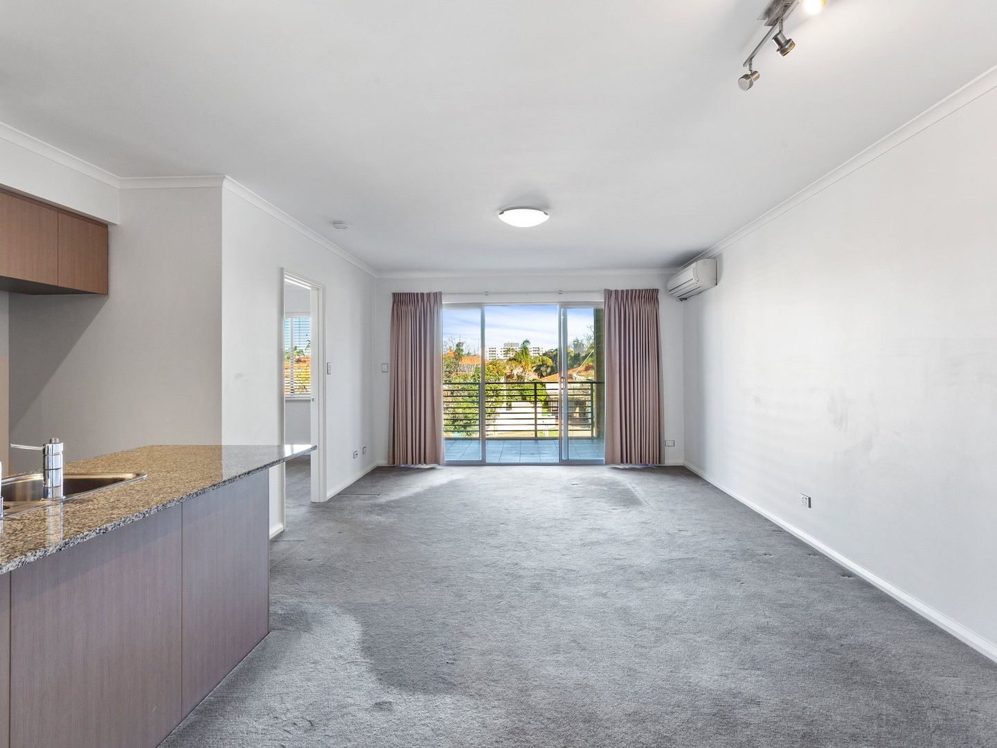 24/54 Central Avenue, Maylands WA 6051 Apartment For Rent 380 Domain
