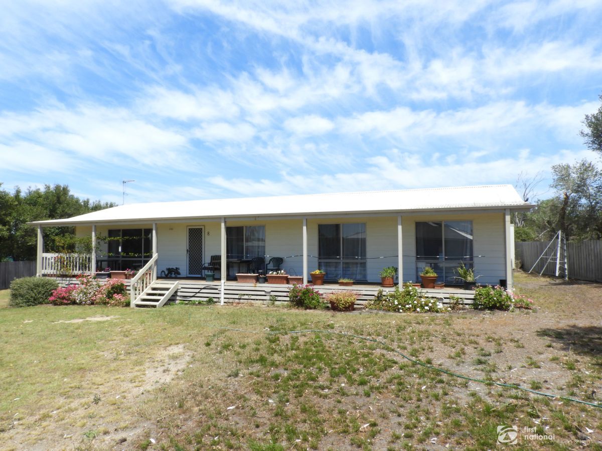 8 Outlook Avenue, Newlands Arm VIC 3875, Image 0