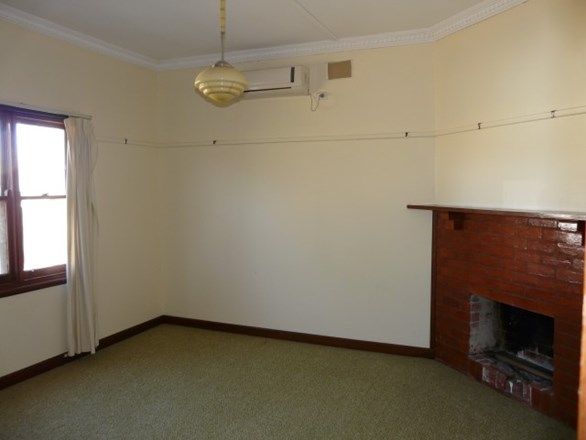 93 Denison Street, Finley NSW 2713, Image 2